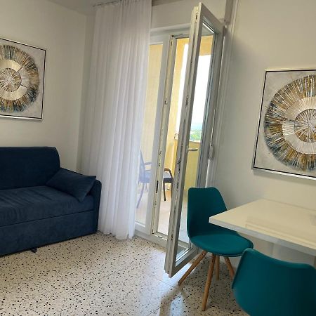 Apartment Renata Zara Esterno foto