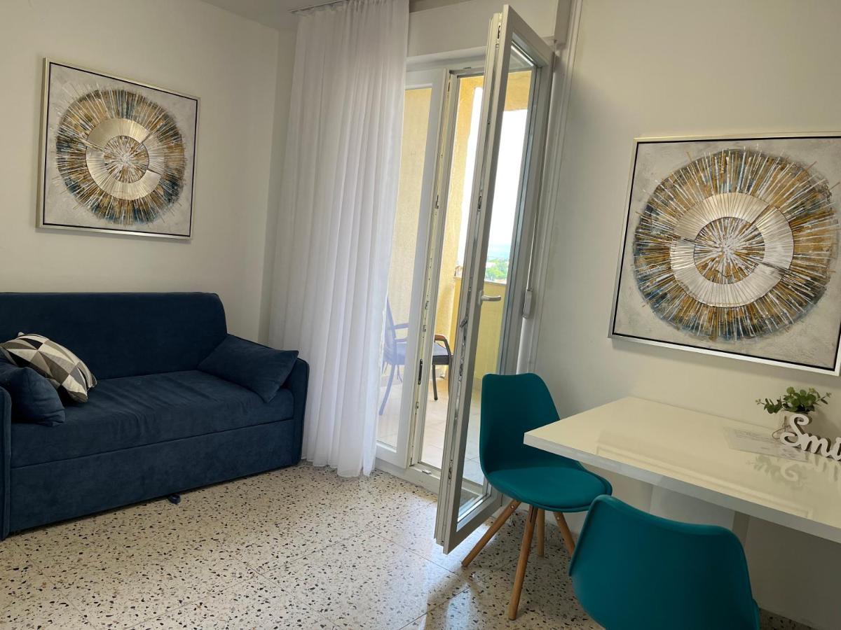 Apartment Renata Zara Esterno foto
